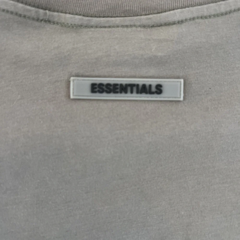 AUTH FOG Fear Of God Essentials Grey Long Sleeve T-Shirt Men XL X Large - Picture 5 of 5